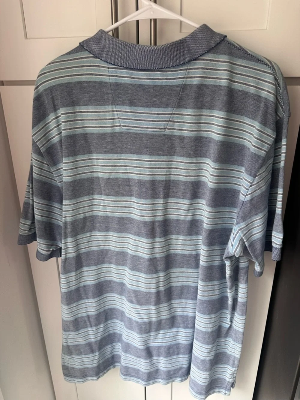 Nautica Light Blue and Blue Horizontal Stripe Polo XL - Picture 3 of 5